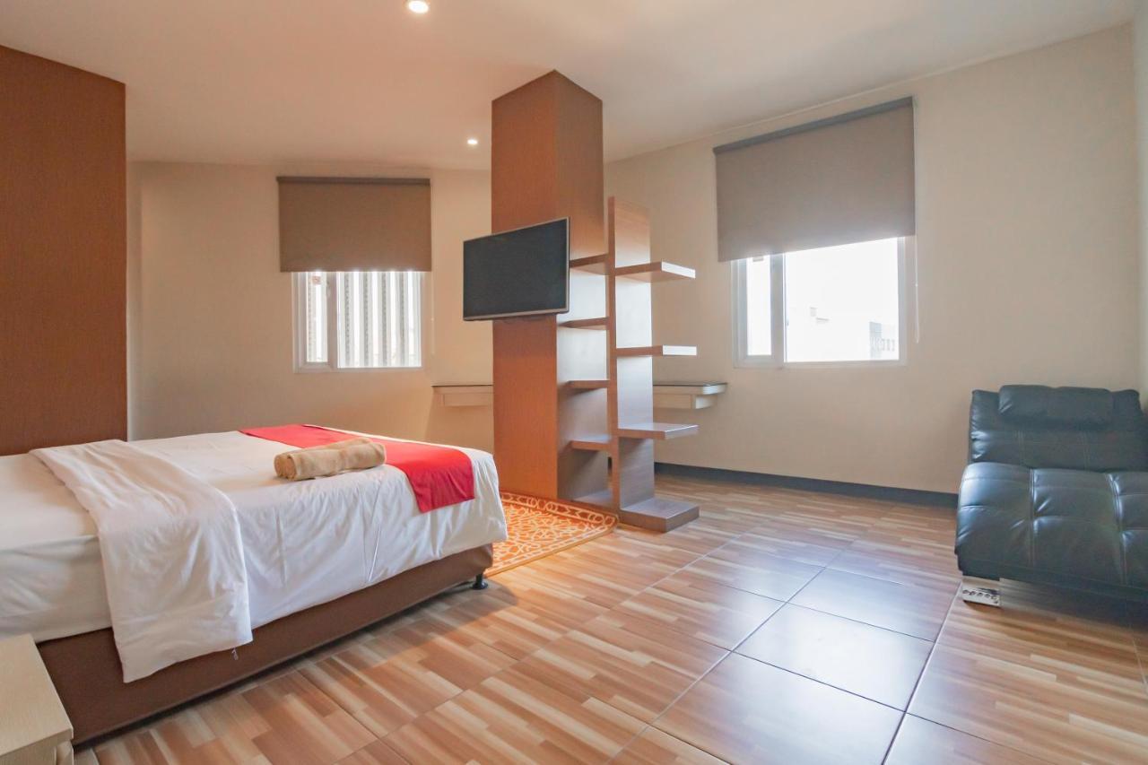 Hotel Reddoorz Premium Near Bandung Station Exterior foto